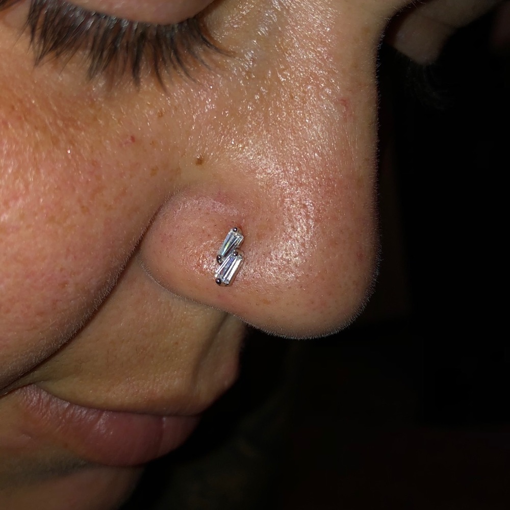 Nose ring - Picture 6 of 6